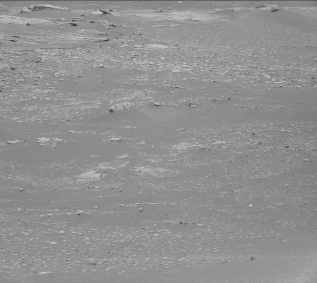 Sol 2318: Mast Camera (Mastcam)
