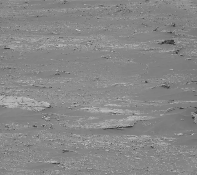 Sol 2318: Mast Camera (Mastcam)
