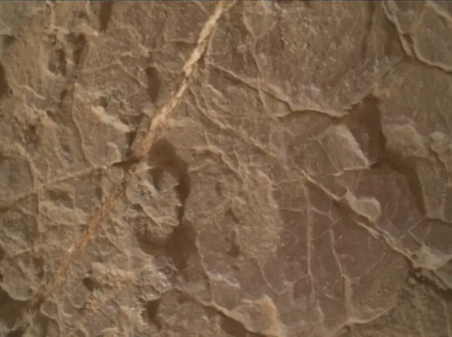 Sol 2318: Mars Hand Lens Imager (MAHLI)