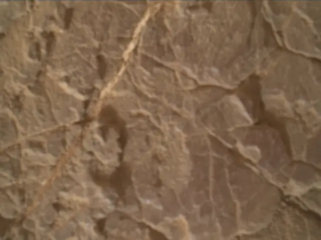Sol 2318: Mars Hand Lens Imager (MAHLI)