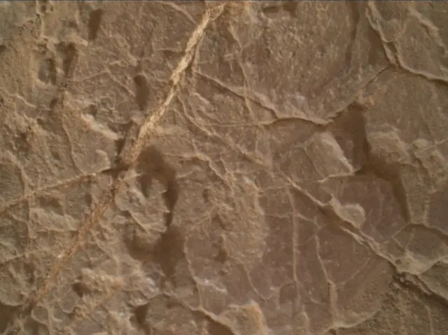 Sol 2318: Mars Hand Lens Imager (MAHLI)