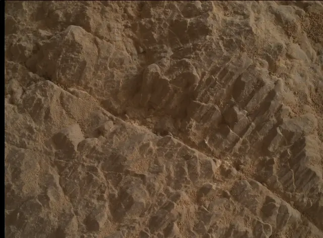 Sol 2318: Mars Hand Lens Imager (MAHLI)