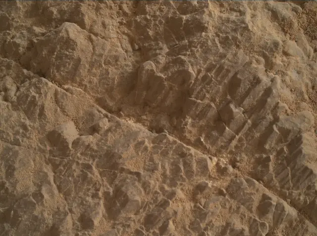 Sol 2318: Mars Hand Lens Imager (MAHLI)