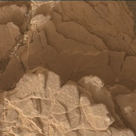 Sol 2318: Mars Hand Lens Imager (MAHLI)