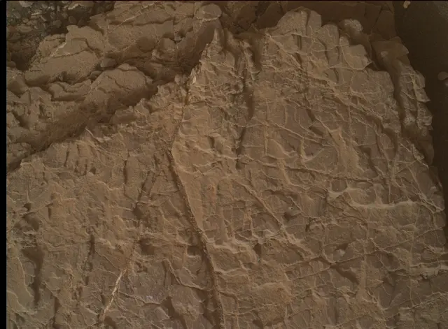 Sol 2318: Mars Hand Lens Imager (MAHLI)