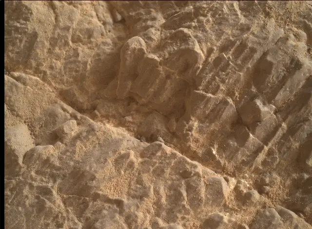 Sol 2318: Mars Hand Lens Imager (MAHLI)