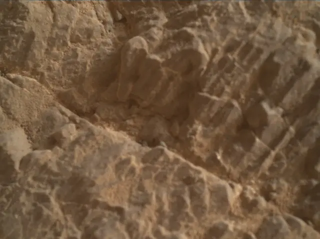 Sol 2318: Mars Hand Lens Imager (MAHLI)