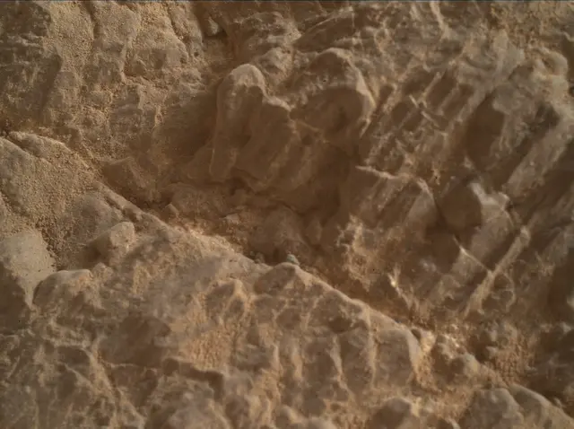 Sol 2318: Mars Hand Lens Imager (MAHLI)