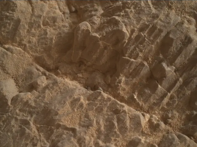 Sol 2318: Mars Hand Lens Imager (MAHLI)