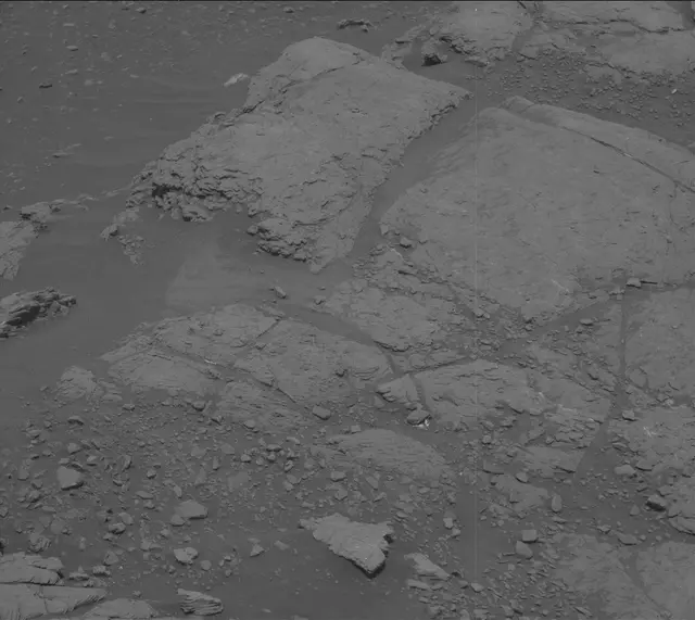 Sol 2319: Mast Camera (Mastcam)