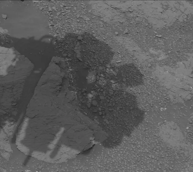 Sol 2319: Mast Camera (Mastcam)