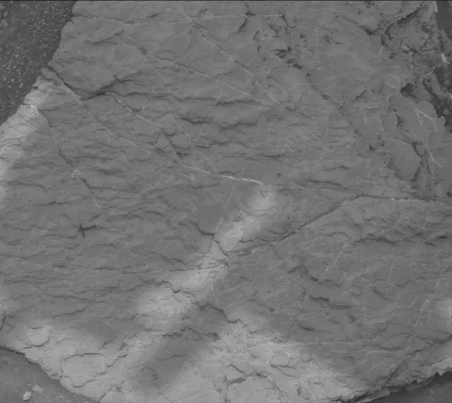 Sol 2319: Mast Camera (Mastcam)
