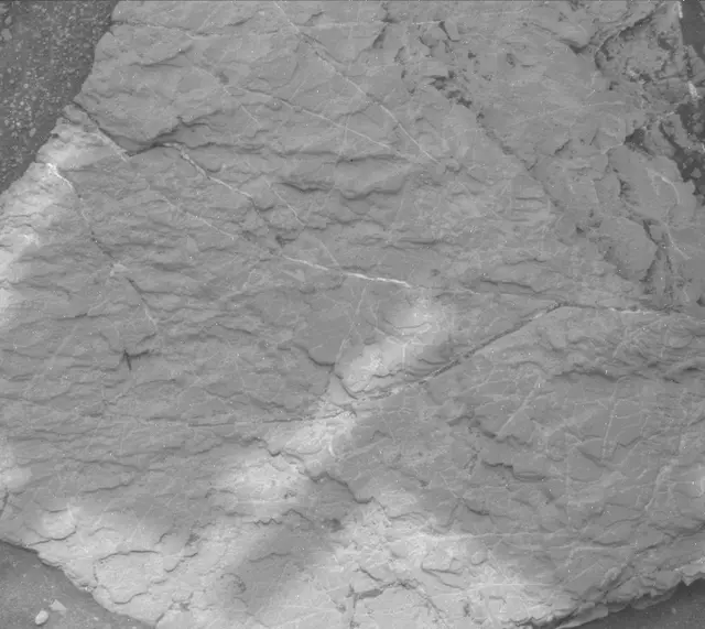 Sol 2319: Mast Camera (Mastcam)