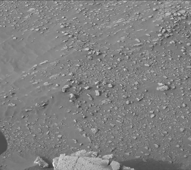Sol 2320: Mast Camera (Mastcam)