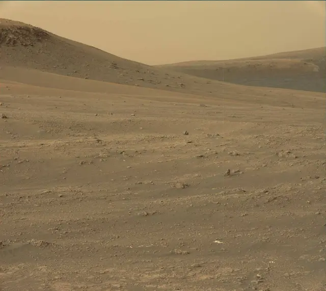 Sol 2320: Mast Camera (Mastcam)