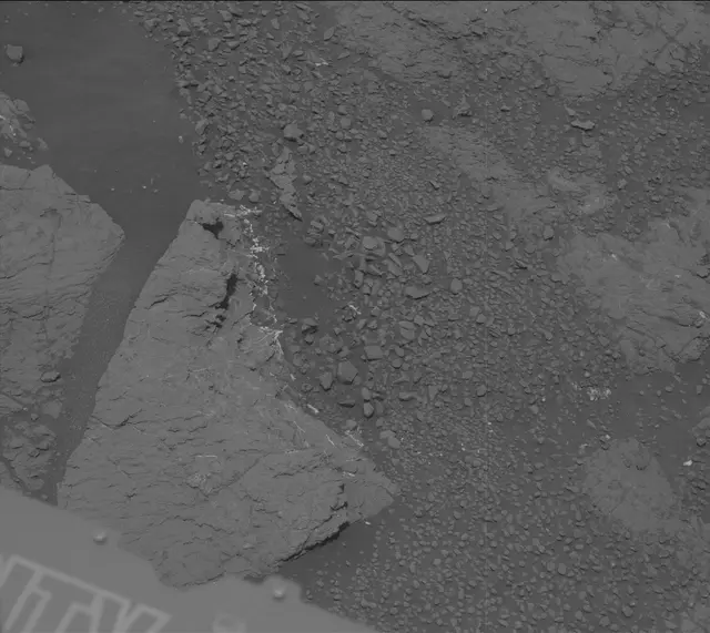 Sol 2320: Mast Camera (Mastcam)