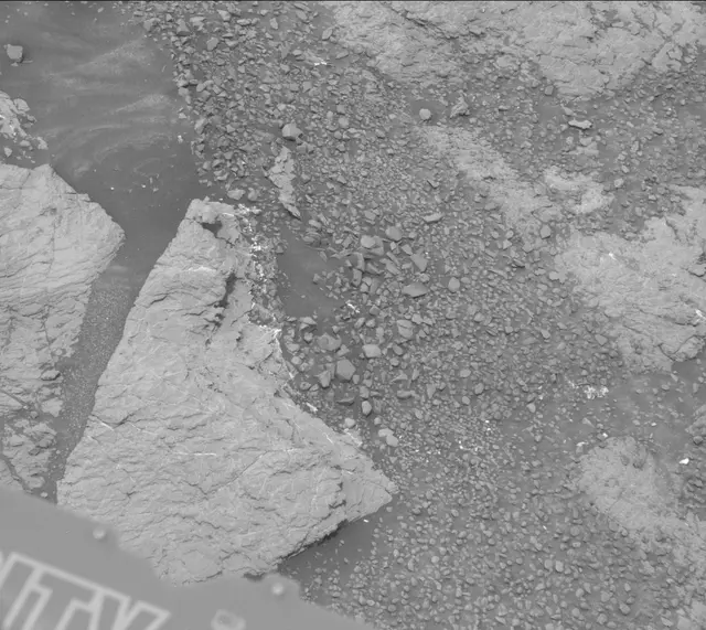 Sol 2320: Mast Camera (Mastcam)