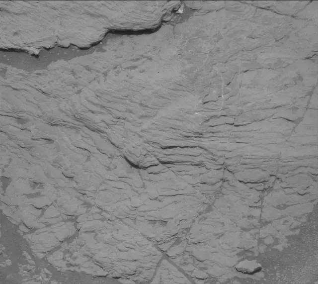 Sol 2320: Mast Camera (Mastcam)