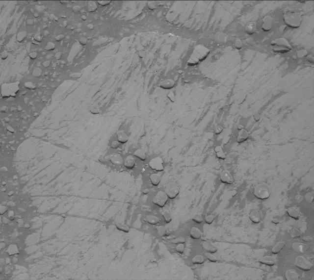 Sol 2320: Mast Camera (Mastcam)