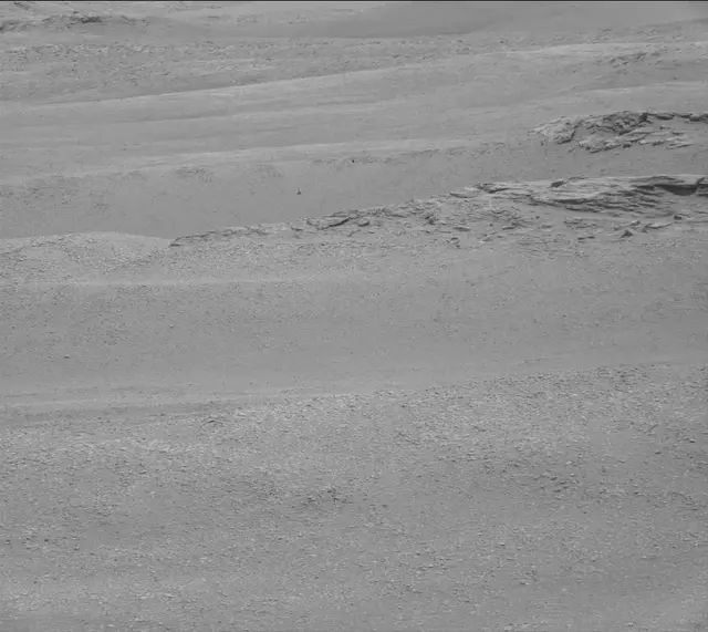 Sol 2320: Mast Camera (Mastcam)