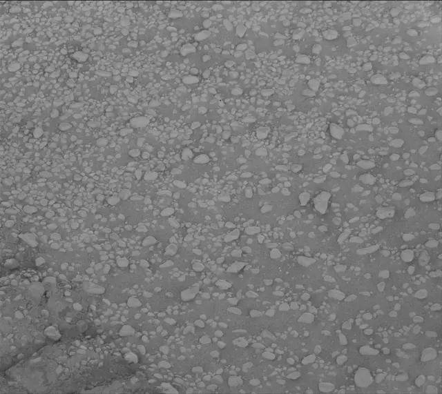 Sol 2320: Mast Camera (Mastcam)