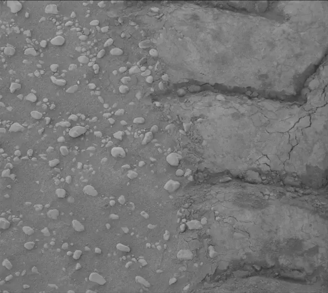 Sol 2320: Mast Camera (Mastcam)