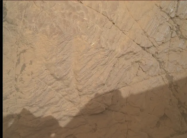 Sol 2320: Mars Hand Lens Imager (MAHLI)