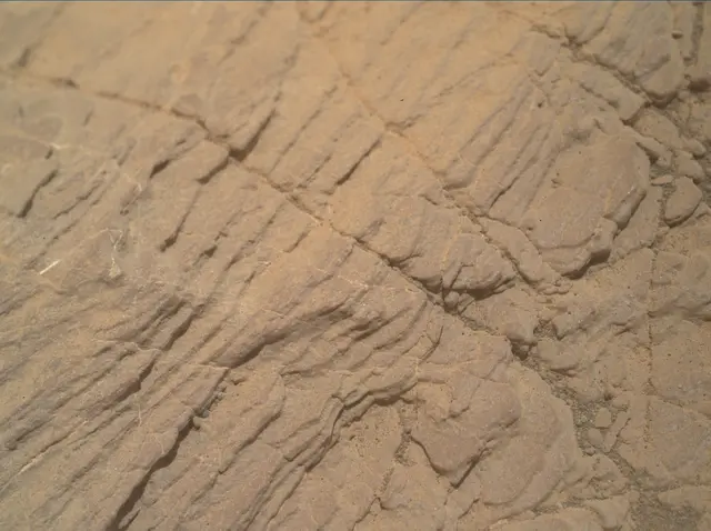 Sol 2320: Mars Hand Lens Imager (MAHLI)