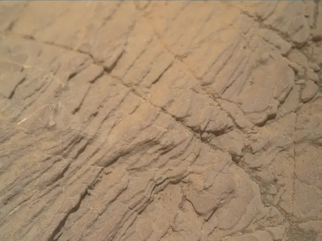 Sol 2320: Mars Hand Lens Imager (MAHLI)