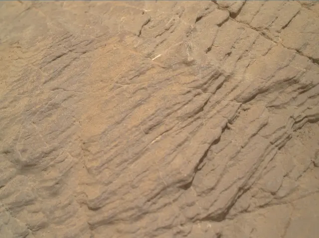 Sol 2320: Mars Hand Lens Imager (MAHLI)