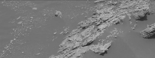 Sol 2333: Mast Camera (Mastcam)