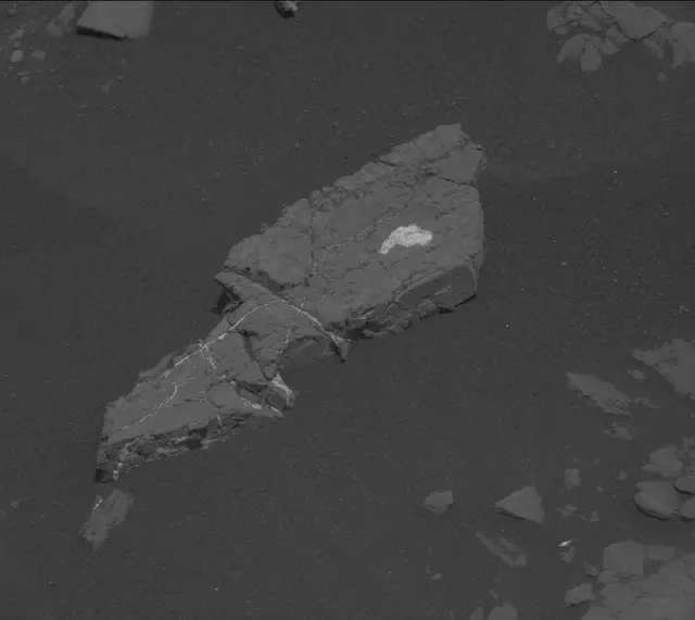 Sol 2333: Mast Camera (Mastcam)