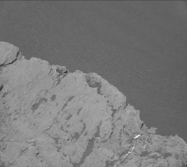 Sol 2333: Mast Camera (Mastcam)