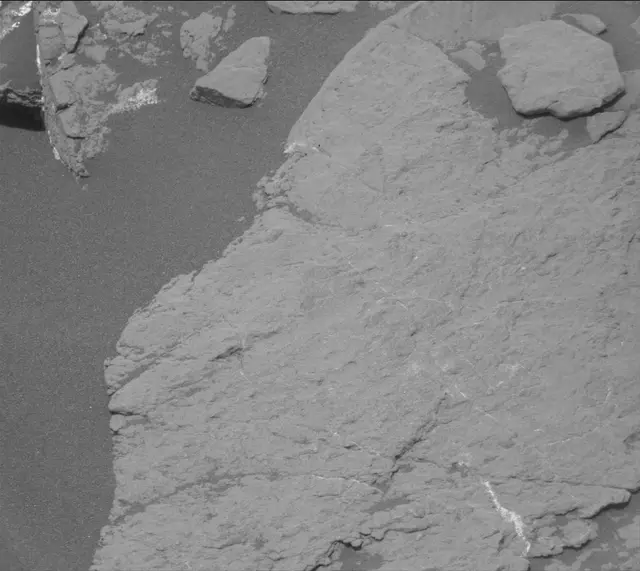 Sol 2333: Mast Camera (Mastcam)