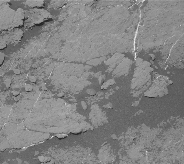 Sol 2333: Mast Camera (Mastcam)