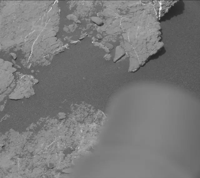 Sol 2333: Mast Camera (Mastcam)