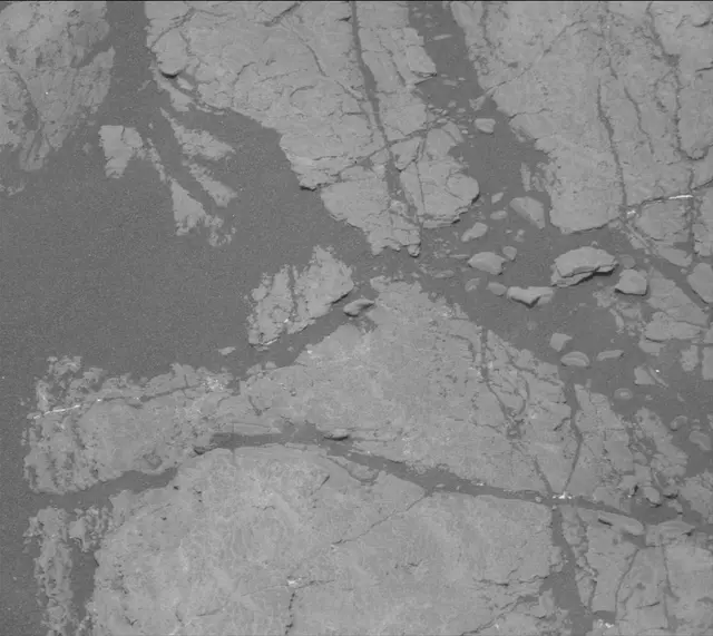 Sol 2333: Mast Camera (Mastcam)