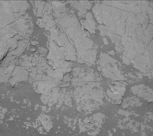 Sol 2333: Mast Camera (Mastcam)