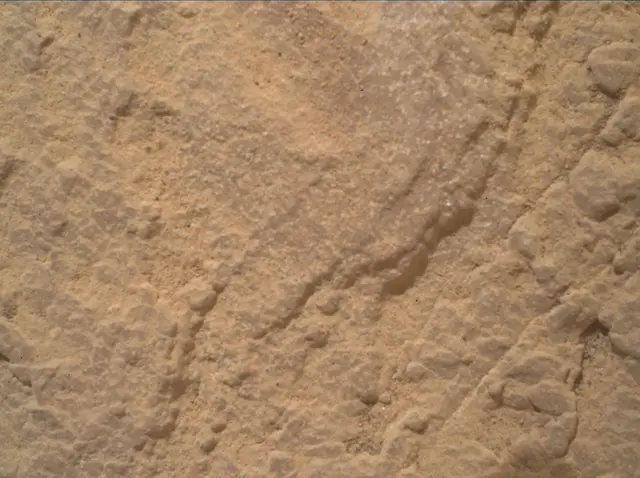 Sol 2333: Mars Hand Lens Imager (MAHLI)