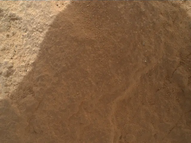 Sol 2333: Mars Hand Lens Imager (MAHLI)