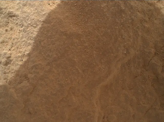 Sol 2333: Mars Hand Lens Imager (MAHLI)