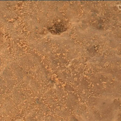 Sol 2333: Mars Hand Lens Imager (MAHLI)