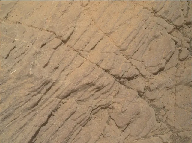 Sol 2333: Mars Hand Lens Imager (MAHLI)
