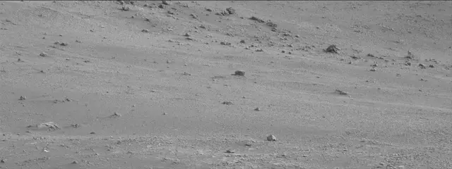 Sol 2334: Mast Camera (Mastcam)