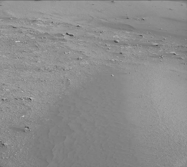 Sol 2334: Mast Camera (Mastcam)