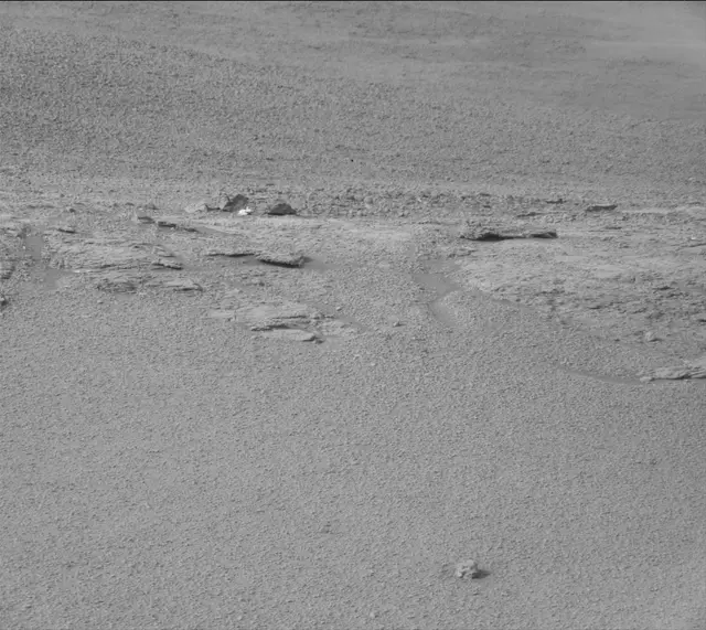 Sol 2334: Mast Camera (Mastcam)