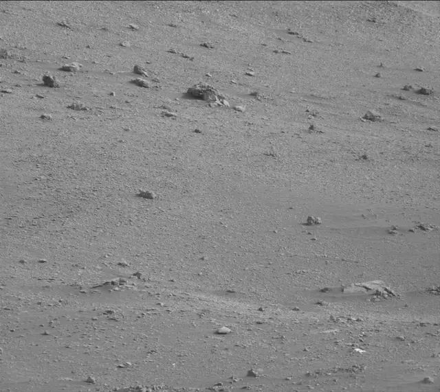 Sol 2334: Mast Camera (Mastcam)