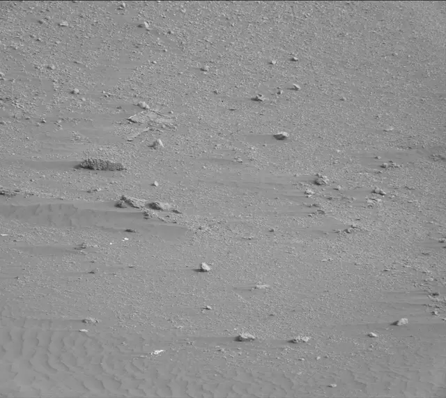 Sol 2334: Mast Camera (Mastcam)