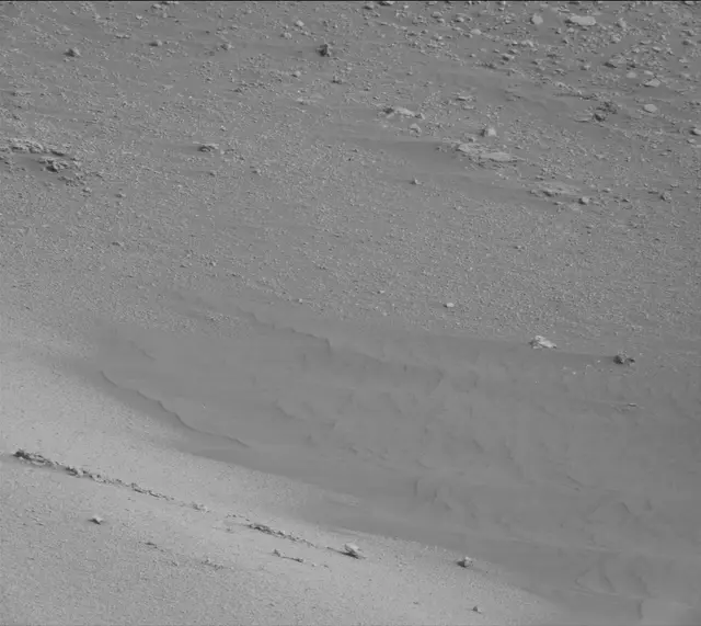 Sol 2334: Mast Camera (Mastcam)