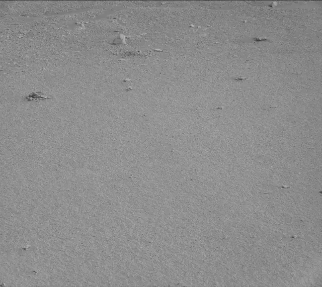 Sol 2334: Mast Camera (Mastcam)